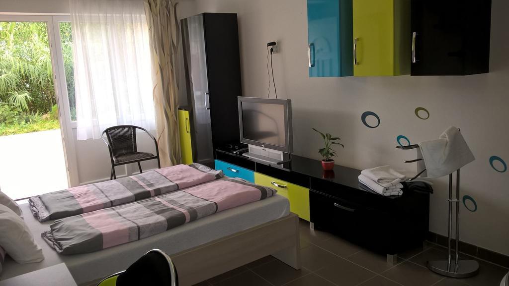 Kazinczy Apartment Kecskemet Phòng bức ảnh